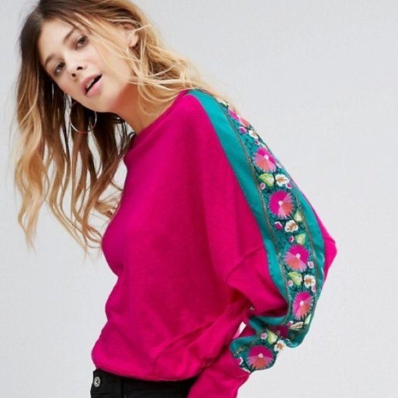 Free People Tops - Free People Wallflower Fuchsia Embroidered Top S